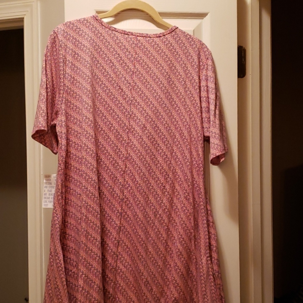 NWT Lularoe Perfect T